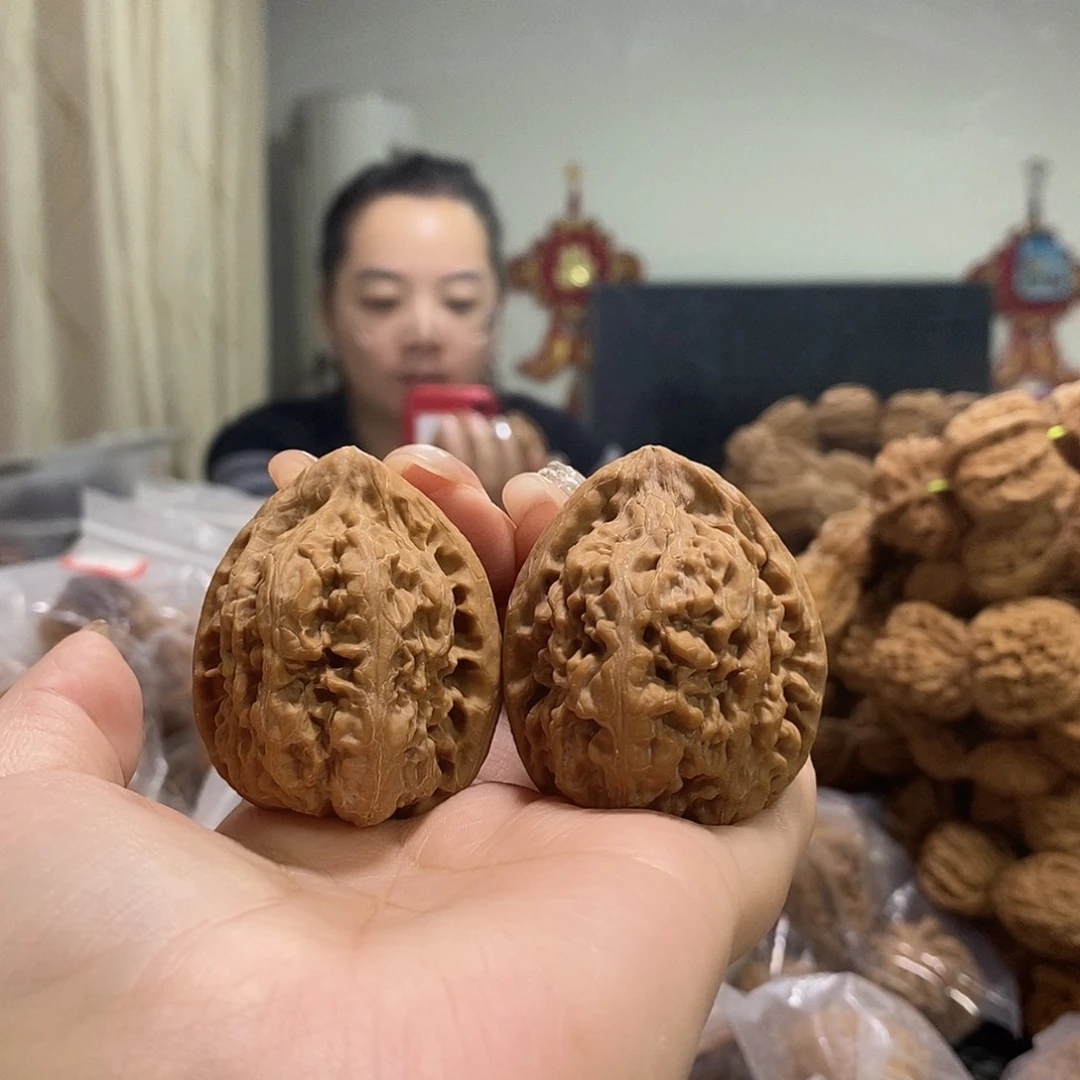 把件文玩核桃「****U39核樽有水尖