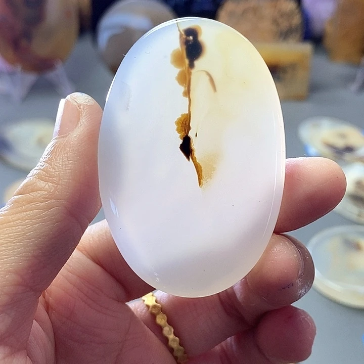 玛瑙/玉髓未镶嵌珠宝半成品
