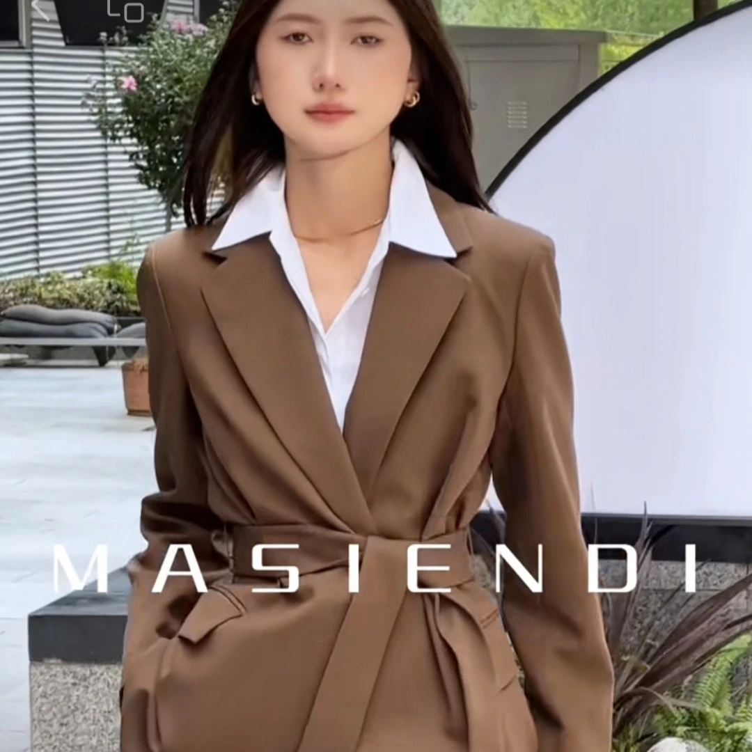 MASIENDI/玛丝恩迪秋冬中长款系带带显瘦西装430091