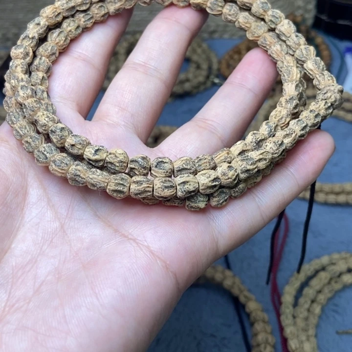 【闪购商品】吊坠柏香籽/百香籽