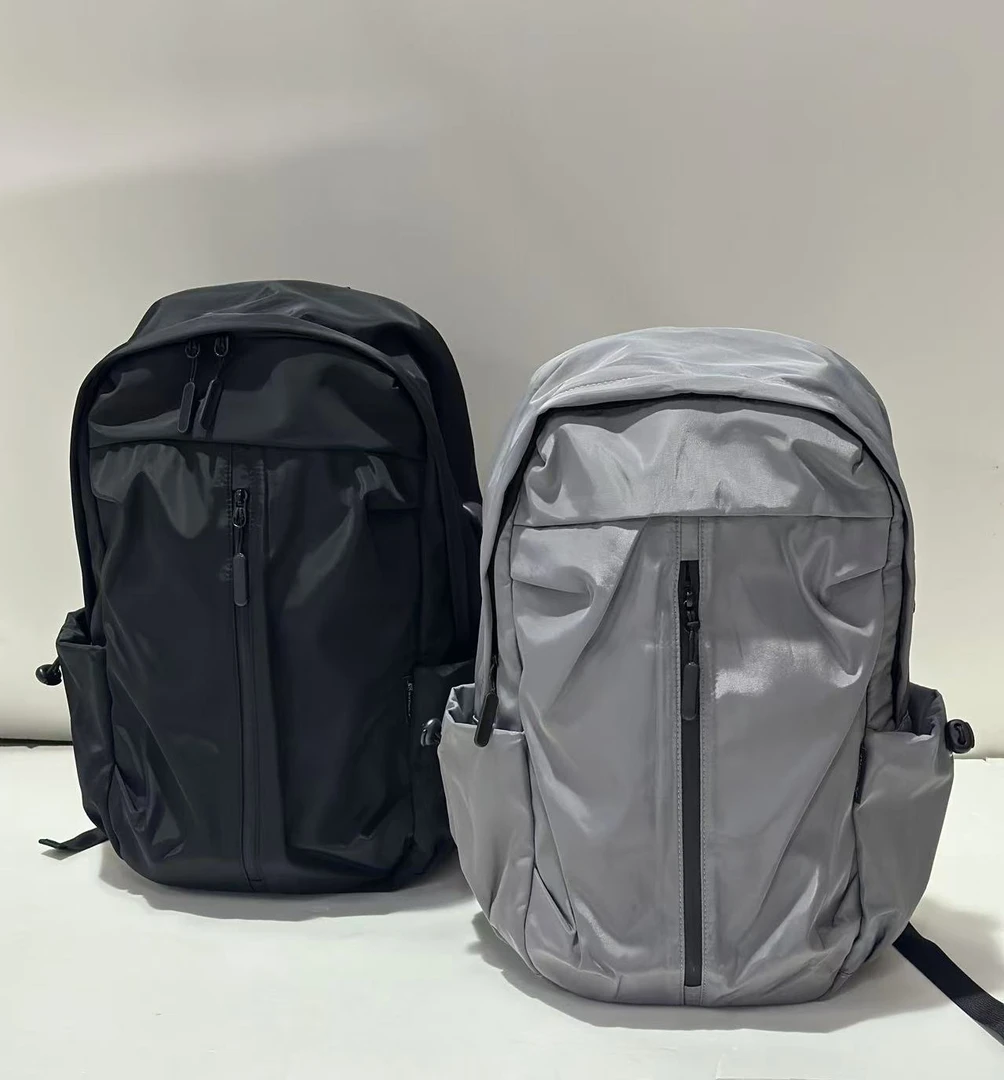 4419号轻便休闲大容量旅行通勤双肩背包