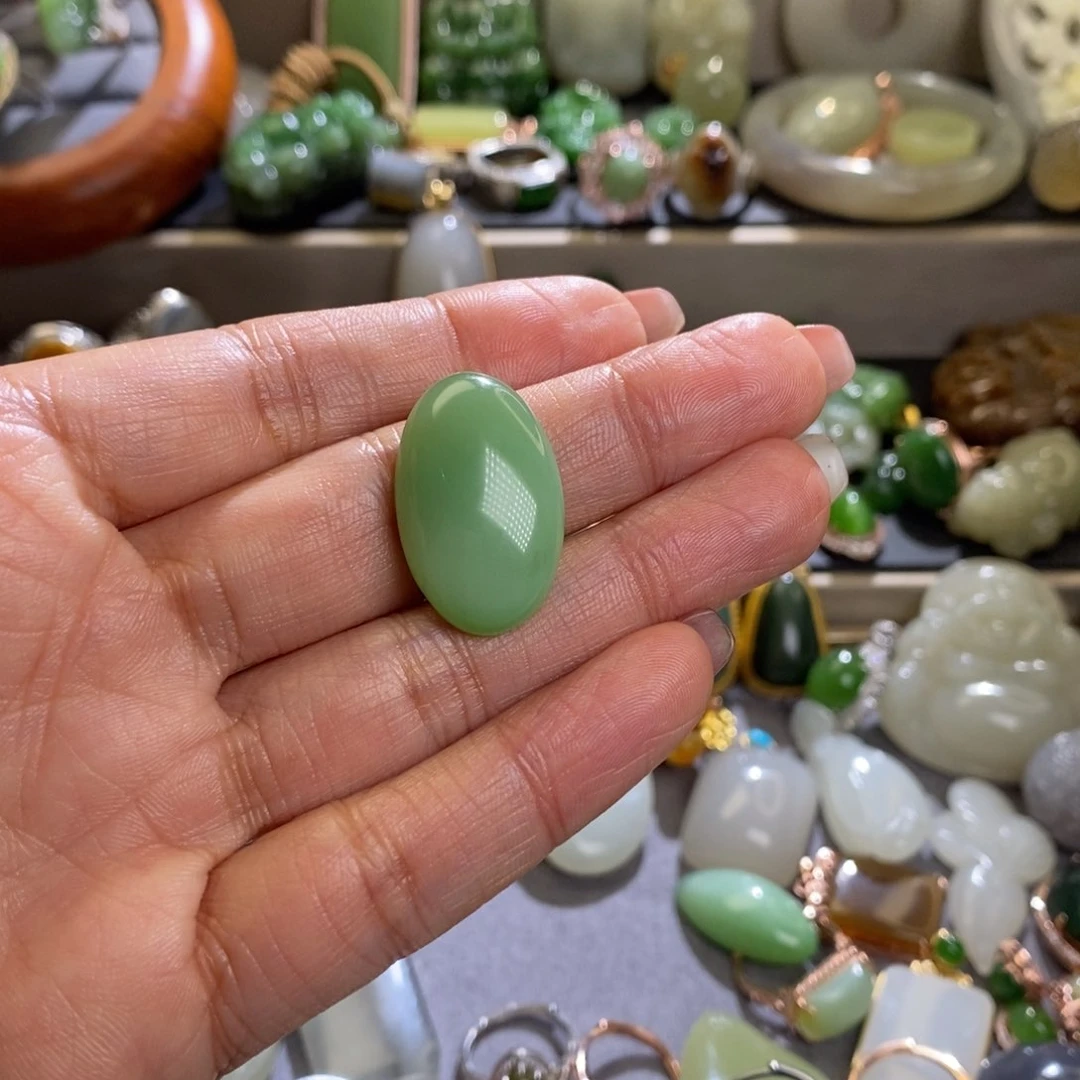 和田玉挂件未镶嵌安**在