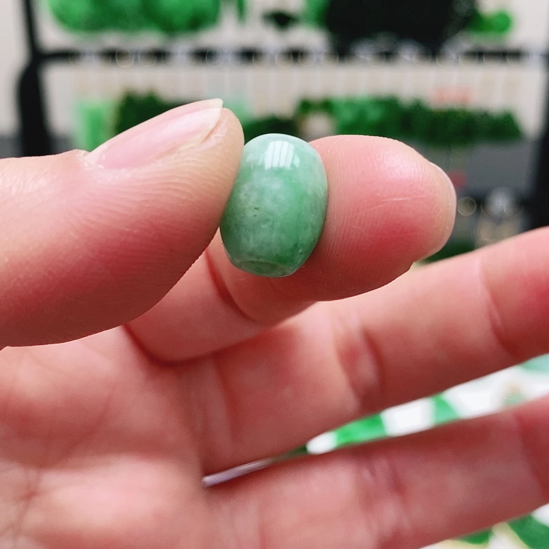 翡翠未镶嵌耳饰挂件