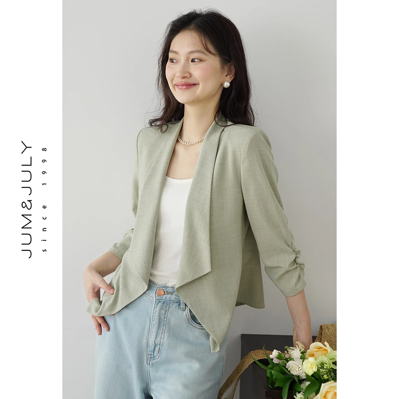 嘉茱莉设计感夏季七分袖无扣西装外套女2025高级感休闲西服V1065