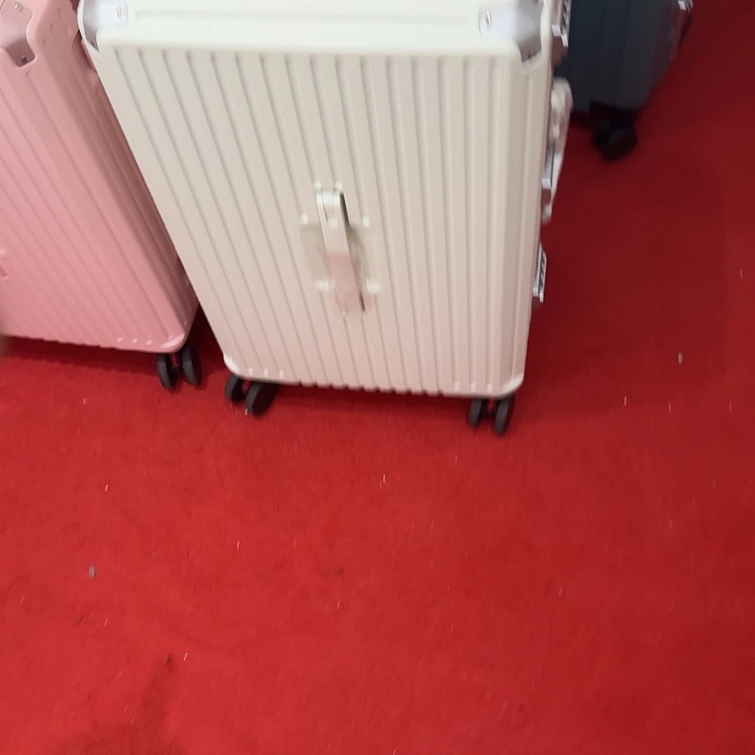 PC24寸，多功能大容量，安静