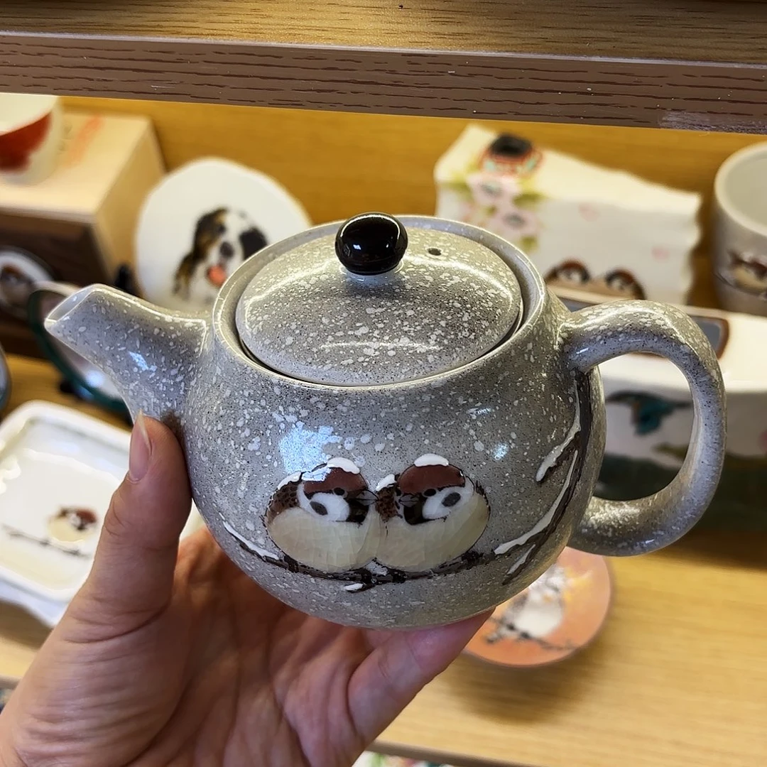 瓷中村陶志人 壶。