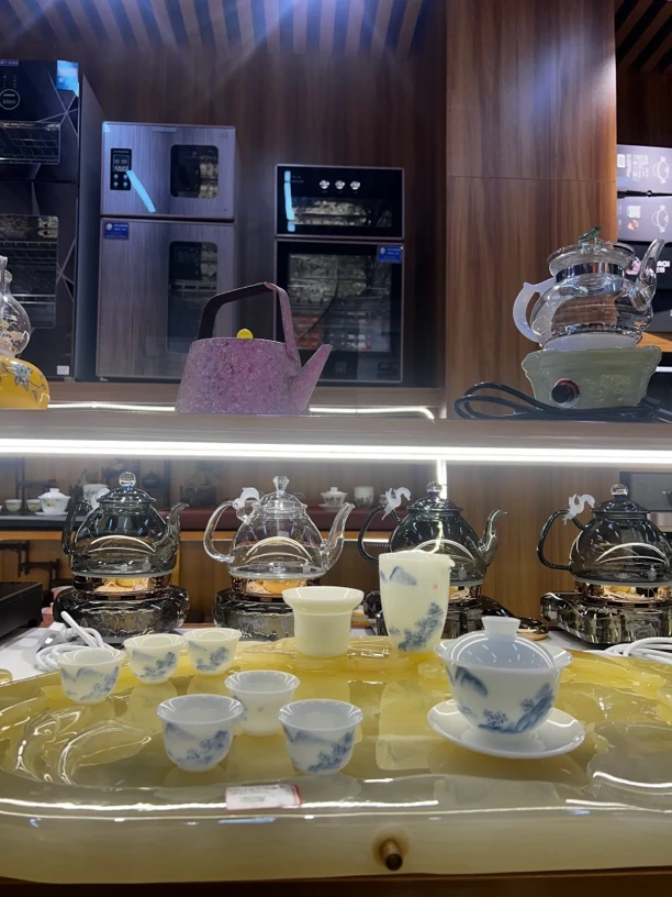 手绘青花冰种功夫茶具