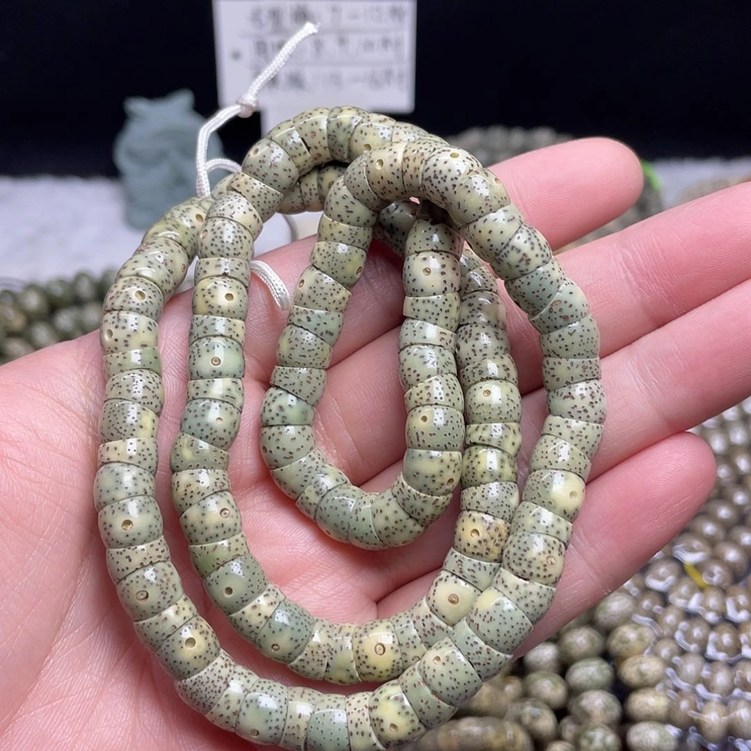 明***河星月菩提吊坠9尺寸，石玉料，带备籽