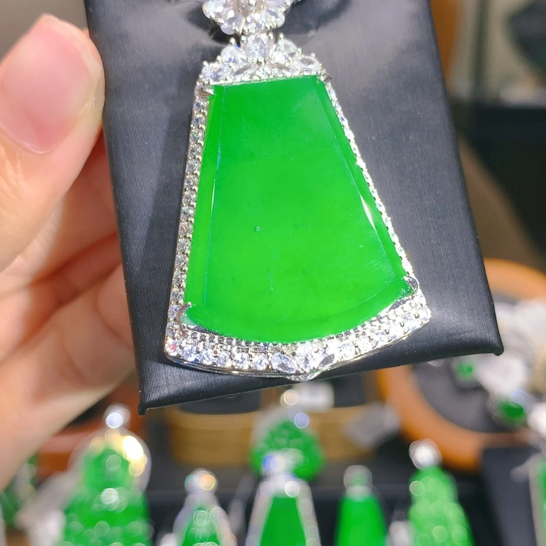 【闪购商品】翡翠银S925镶嵌颈饰6柒姐