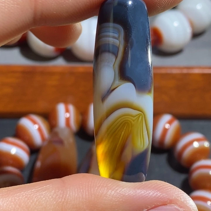 玛瑙/玉髓未镶嵌颈饰