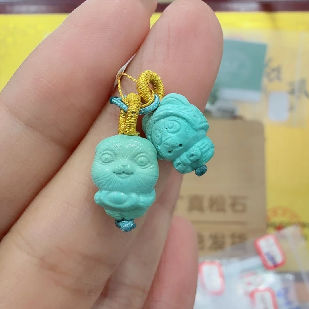未镶嵌绿松石珠宝奇石