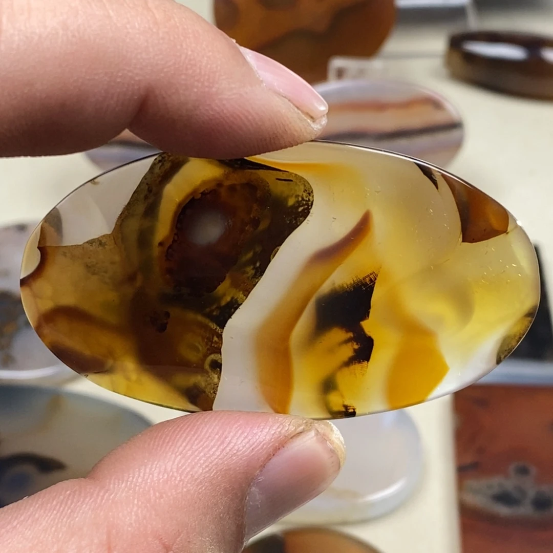 玛瑙/玉髓颈饰未镶嵌