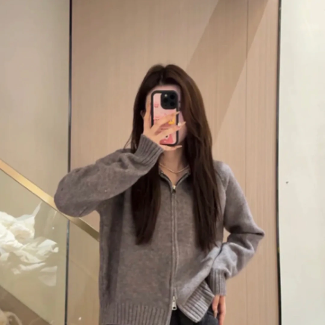 连帽灰色拉链针织开衫秋冬慵懒风小众设计感叠短款别致上衣外套