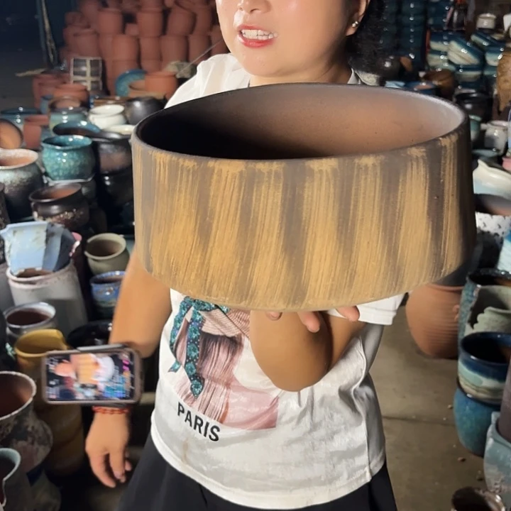 26/14瑕疵一个盆子