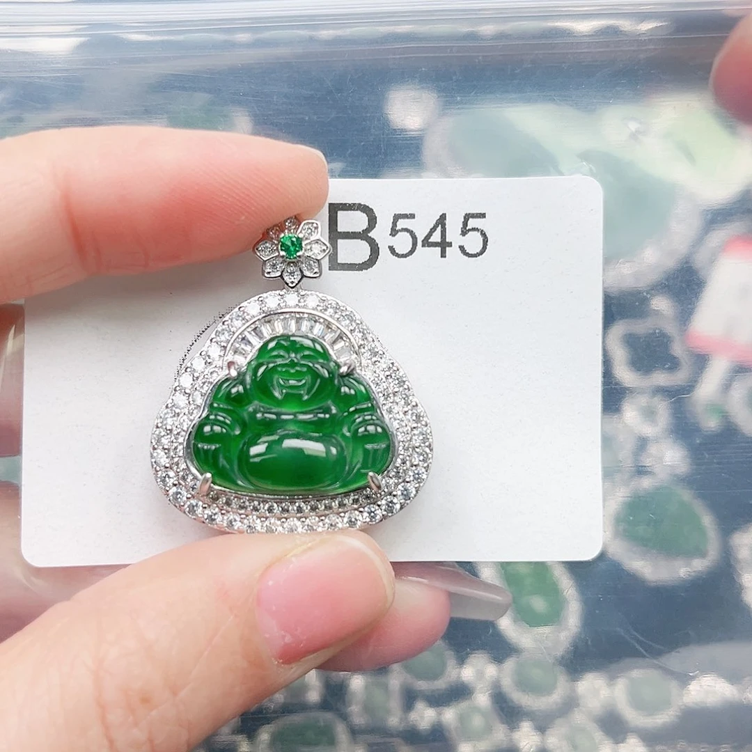 翡翠颈饰未镶嵌翡翠454