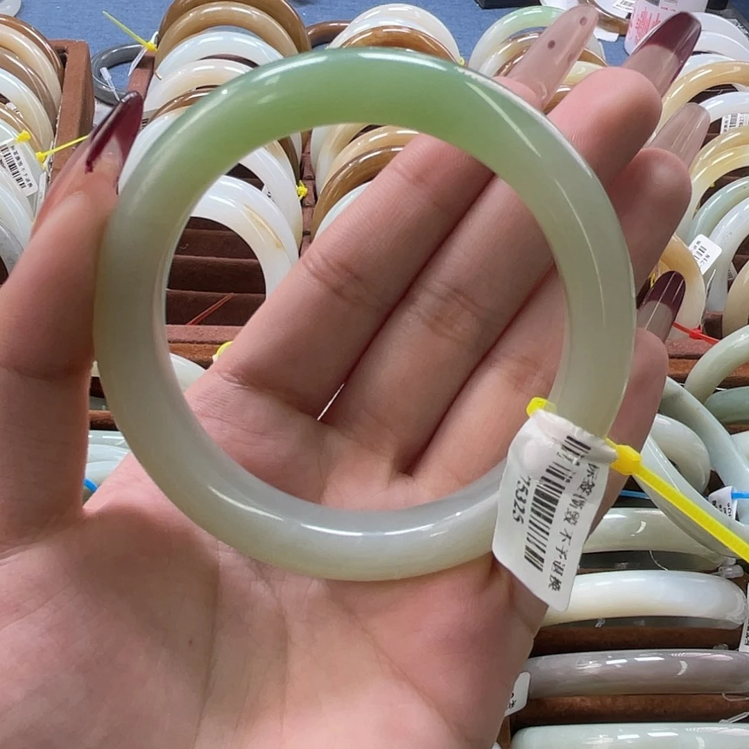 和田玉手镯未镶嵌55➕