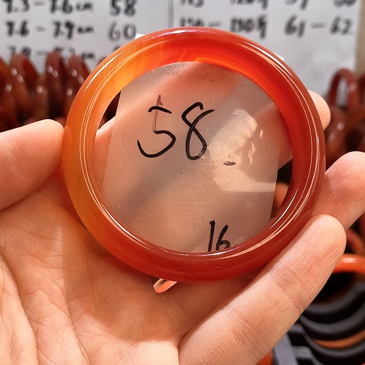 玛瑙/玉髓手镯未镶嵌