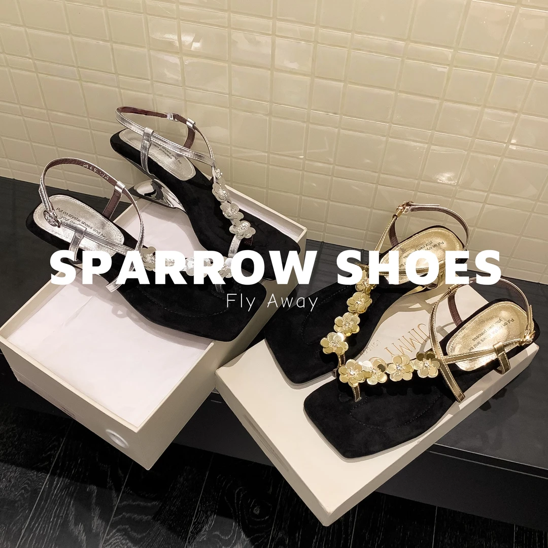 【山雀设计】羊皮小众高级感方头套趾时尚坡跟亮片一字带时装凉鞋