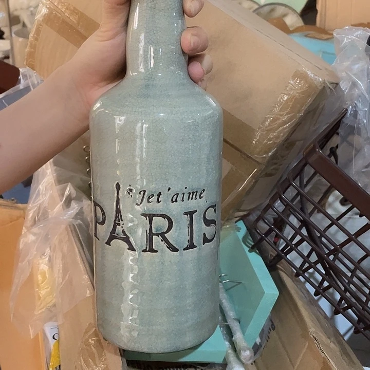 陶瓷花瓶，部分微瑕