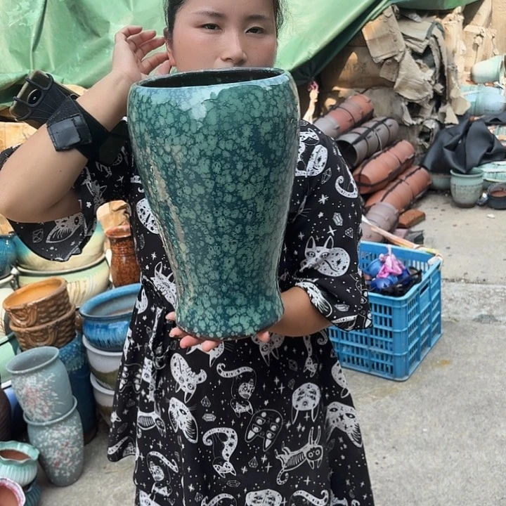 口18高32一个盆子。