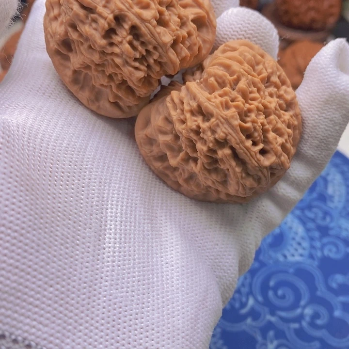 文玩核桃吊坠O*y文玩核桃