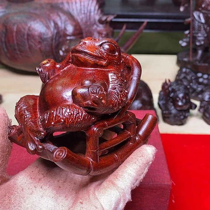 檀香紫檀（小叶紫檀）*️**