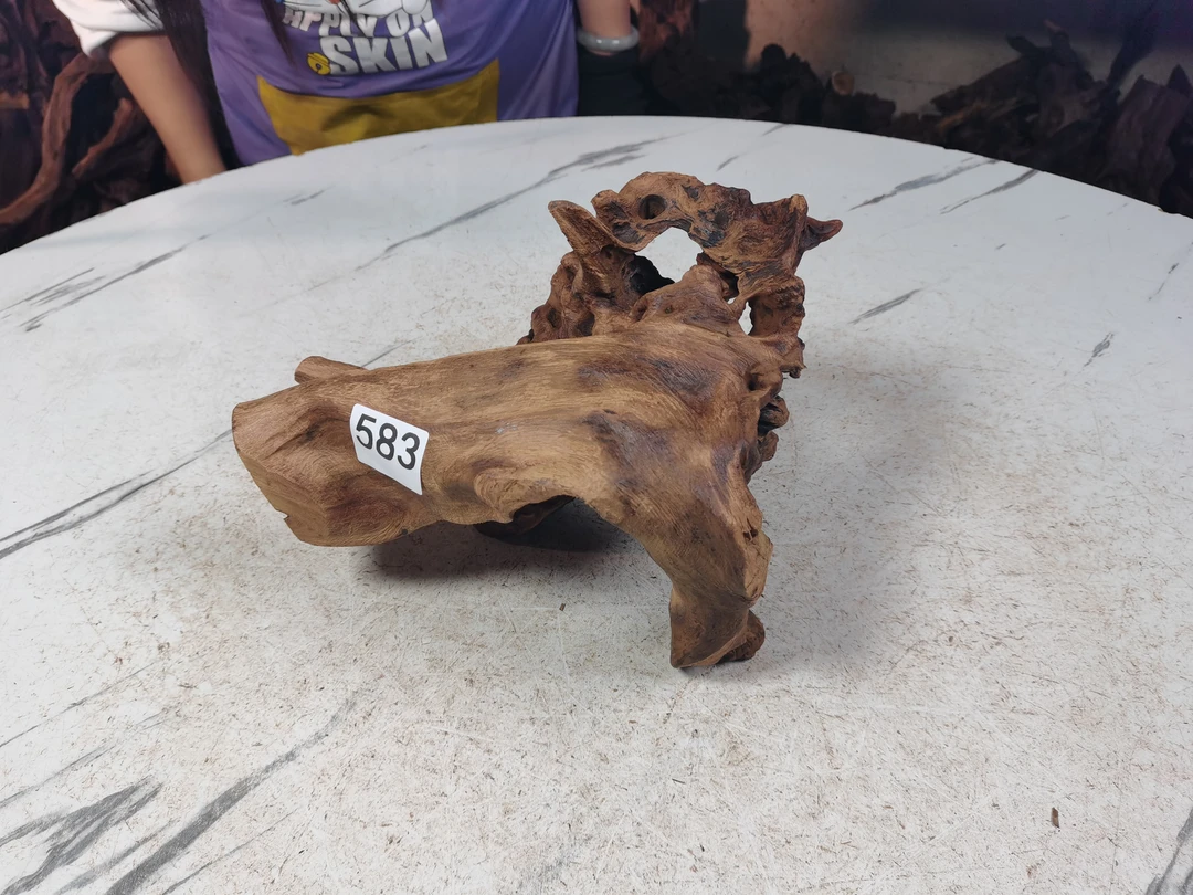 云南黑黄檀沉木583