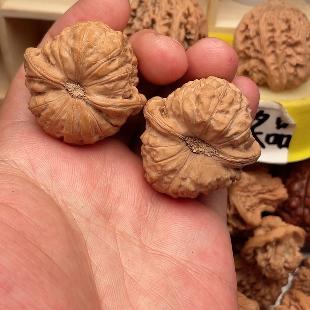 文玩核桃吊坠某*南瓜