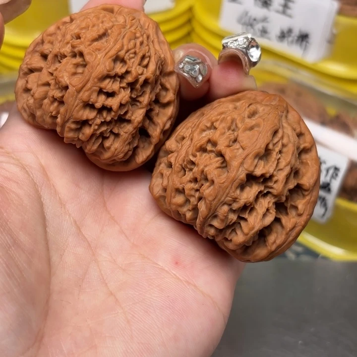 文玩核桃吊坠45-33826-02