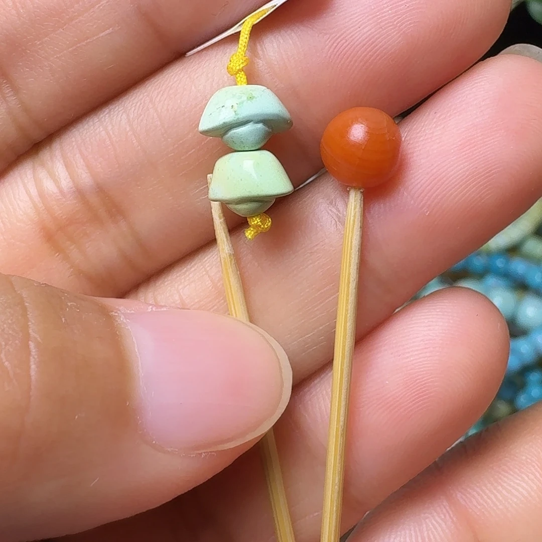 南红玛瑙未镶嵌珠宝奇石