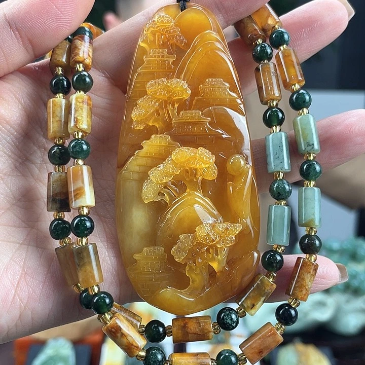 蛇纹石玉颈饰未镶嵌