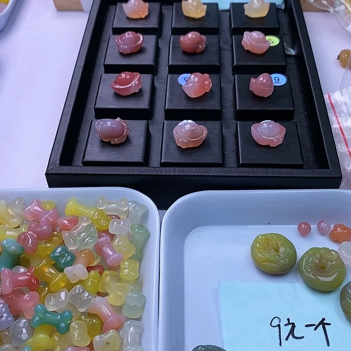 玛瑙/玉髓手串未镶嵌时**
