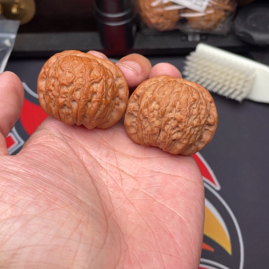 风***吊坠文玩核桃全品血麒麟