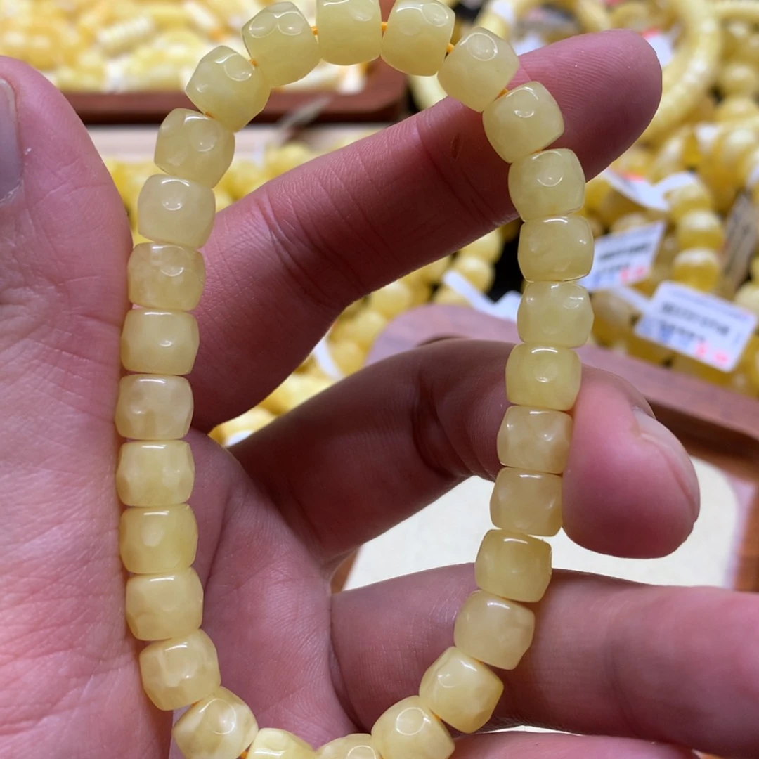 蜜蜡手链未镶嵌蜜蜡