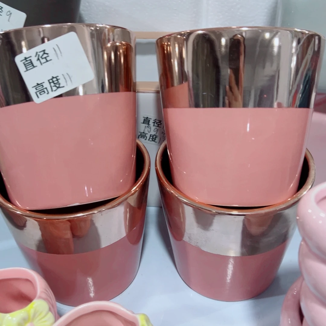 有孔，陶瓷花盆满10米包邮发货。