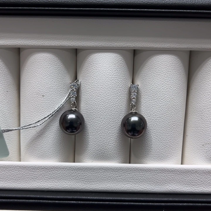 海水珍珠漏大溪地三颗锆耳坠9-10mm银S925镶嵌