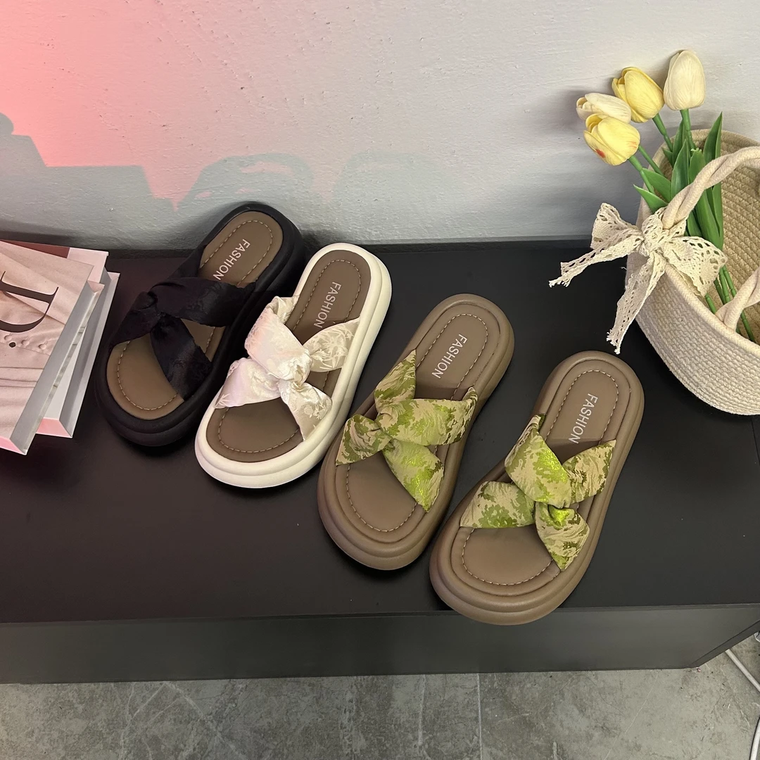 松糕厚底拖鞋女夏外穿2025新款复古网红百搭配裙子交叉带沙滩凉拖