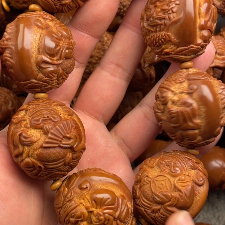 李***哥吊坠橄榄核橄榄核