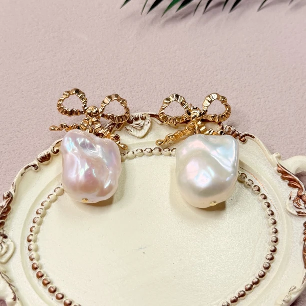 【六六中古】孤品优雅巴洛克淡水珍珠耳饰ty3084