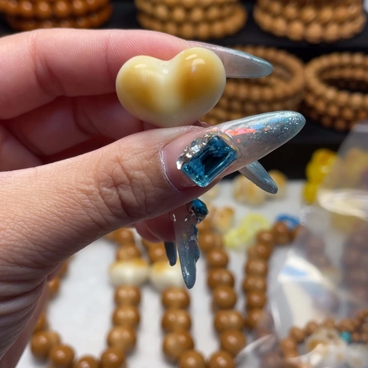 墩***手串猴头核桃爱心