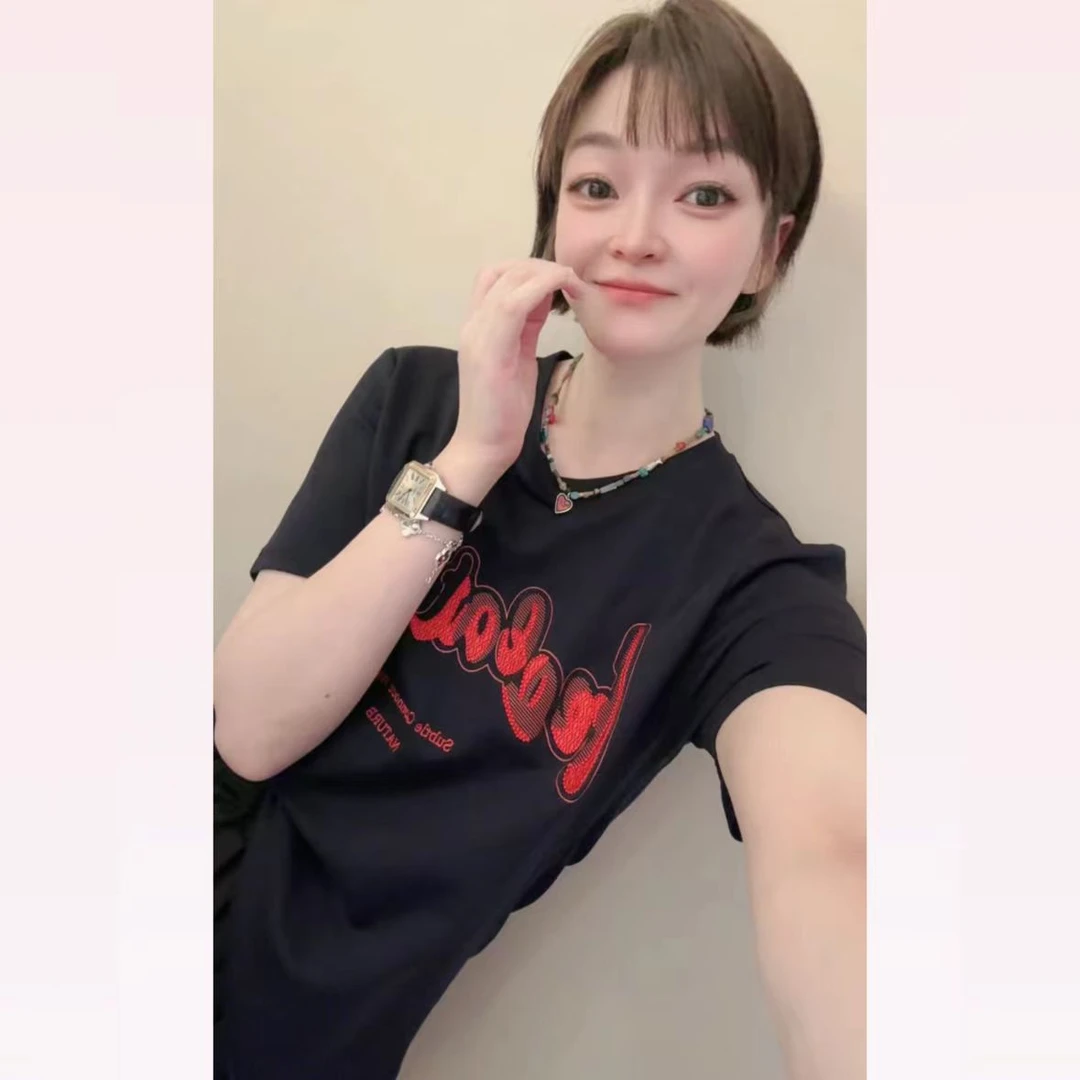 春苗女装   欧红字母上衣     休闲时尚圆领舒适