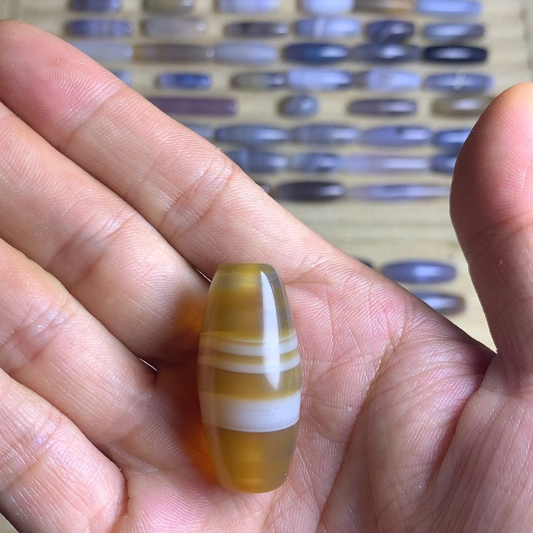 都***训玛瑙/玉髓颈饰未镶嵌