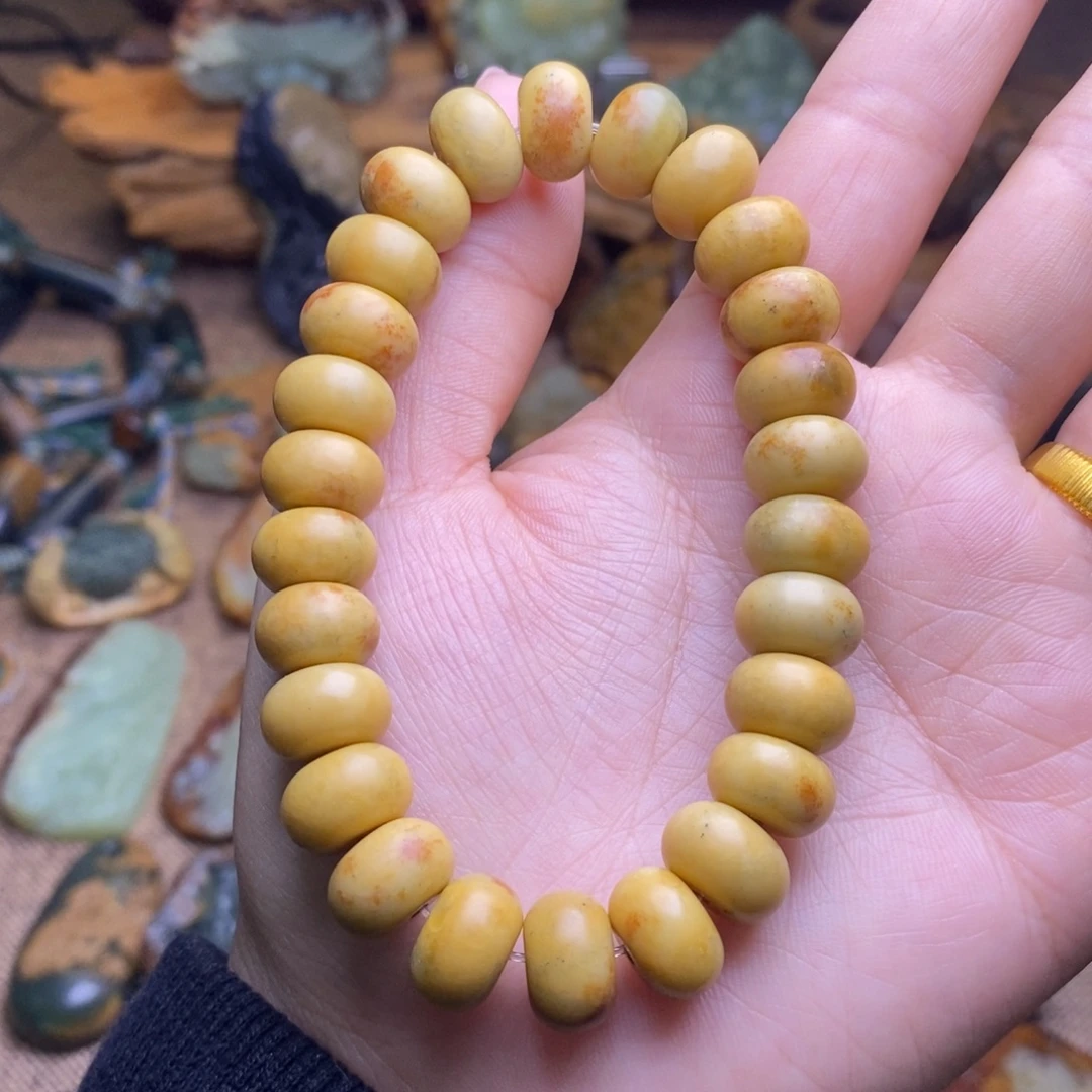 宝***岫岩河磨玉（透闪石质玉）未镶嵌把件