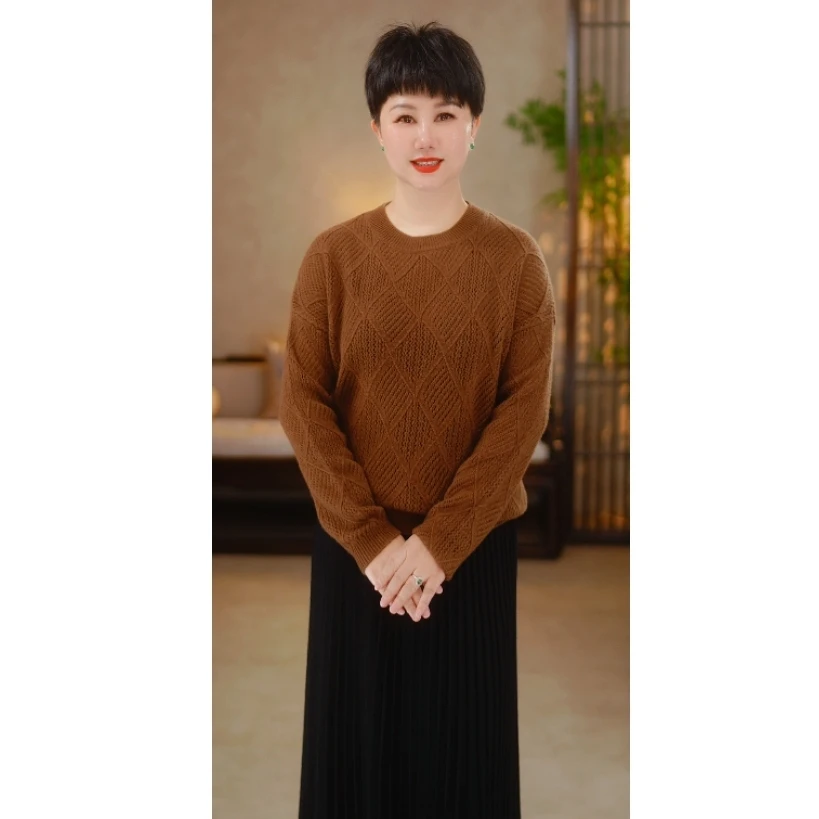 2025年春通勤气质圆领镂空菱形格羊毛针织衫A1824