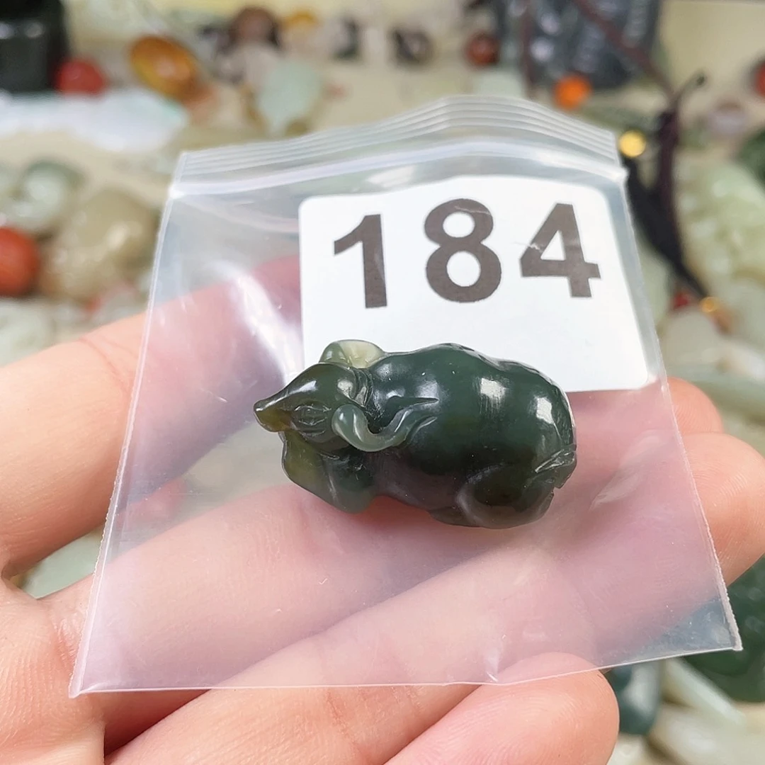 和田玉（糖玉）颈饰未镶嵌