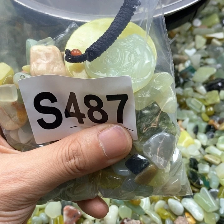 蛇纹石玉未镶嵌鱼缸石