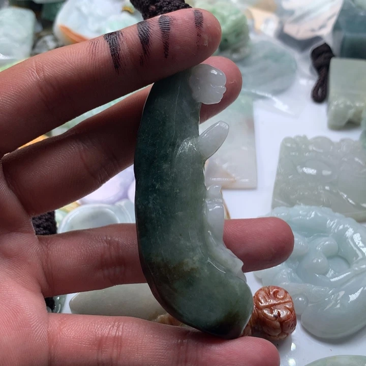 颈饰未镶嵌翡翠保真天然a货翡翠