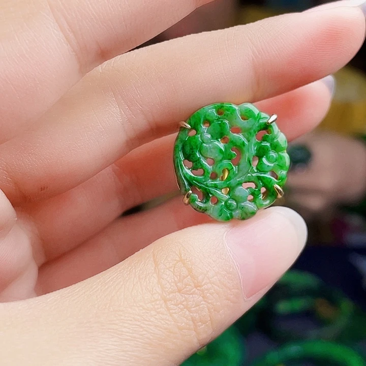 翡翠银S925镶嵌颈饰多样性