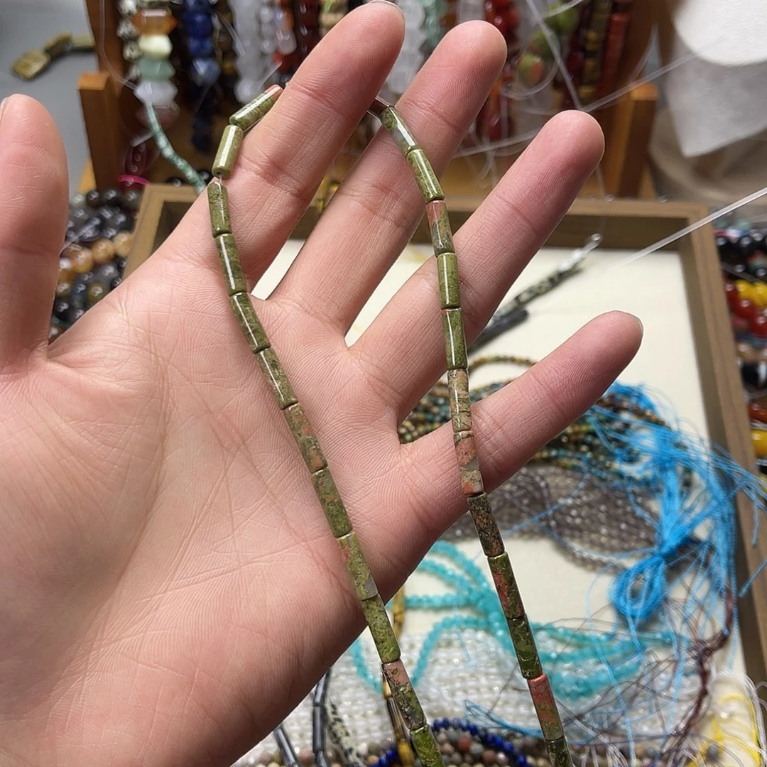 玛瑙/玉髓未镶嵌珠宝半成品卡4花绿宝圆管一条