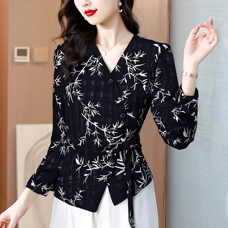 高端时尚印花长袖衬衫女2025秋季新款收腰显瘦小衫妈妈装大码上衣